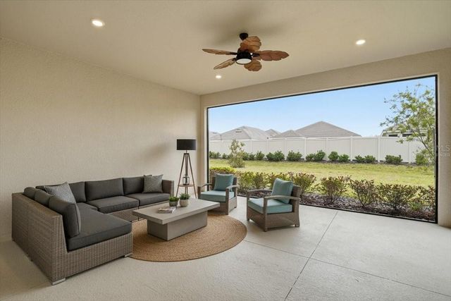 5237 SAVINO CIRCLE, Palmetto, FL 34221