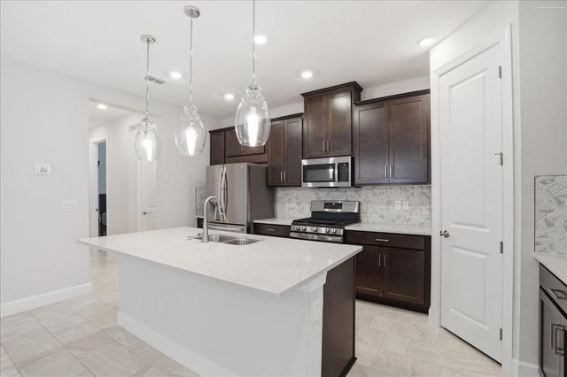 5237 SAVINO CIRCLE, Palmetto, FL 34221