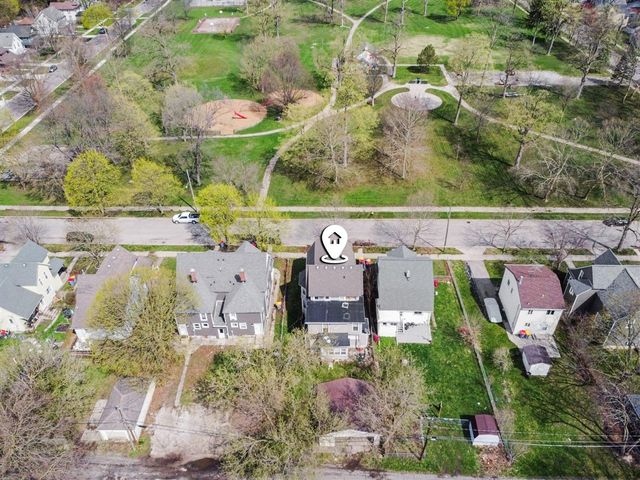 1130 Jackson Street, Grand Rapids, MI 49504