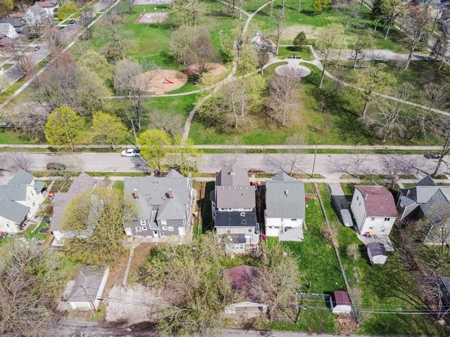 1130 Jackson Street, Grand Rapids, MI 49504