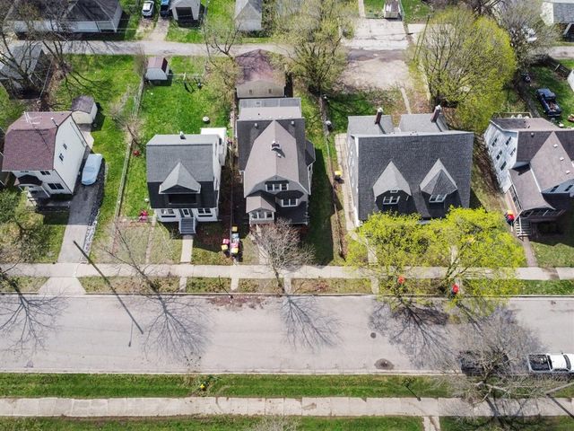 1130 Jackson Street, Grand Rapids, MI 49504