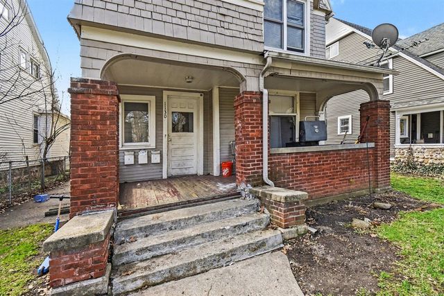 1130 Jackson Street, Grand Rapids, MI 49504