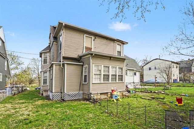 1130 Jackson Street, Grand Rapids, MI 49504
