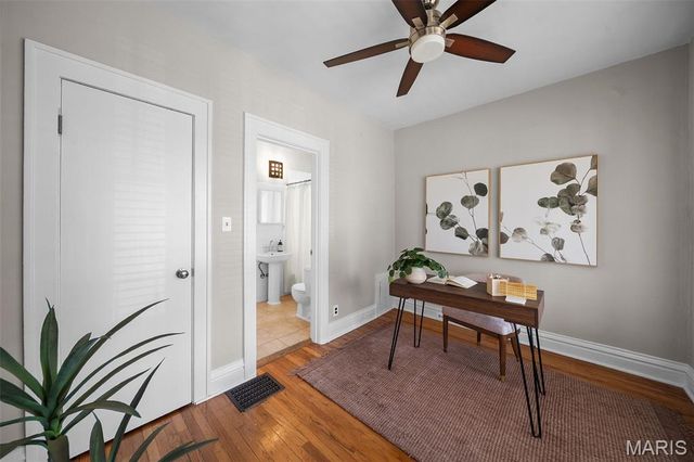 8913 Lawn Avenue, Brentwood, MO 63144