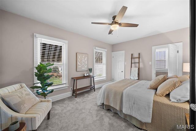 8913 Lawn Avenue, Brentwood, MO 63144