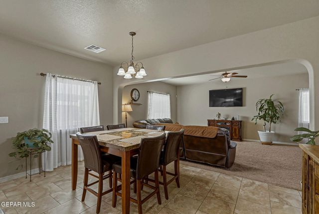 7556 WOLF CREEK Drive, El Paso, TX 79911