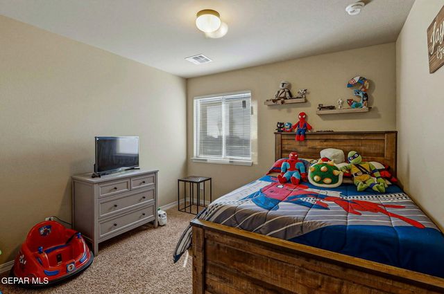 7556 WOLF CREEK Drive, El Paso, TX 79911