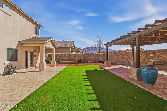 7556 WOLF CREEK Drive, El Paso, TX 79911