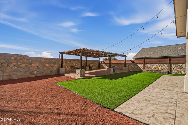 7556 WOLF CREEK Drive, El Paso, TX 79911