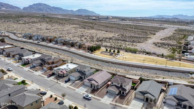 7556 WOLF CREEK Drive, El Paso, TX 79911