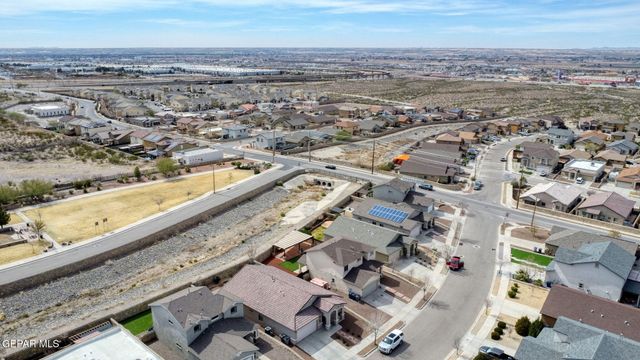 7556 WOLF CREEK Drive, El Paso, TX 79911