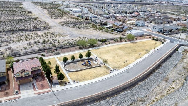 7556 WOLF CREEK Drive, El Paso, TX 79911