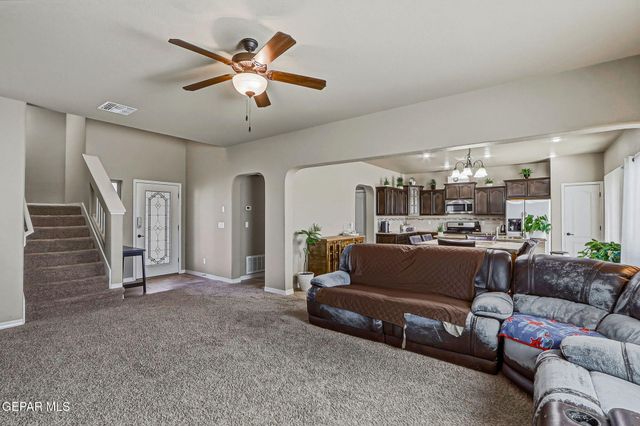 7556 WOLF CREEK Drive, El Paso, TX 79911