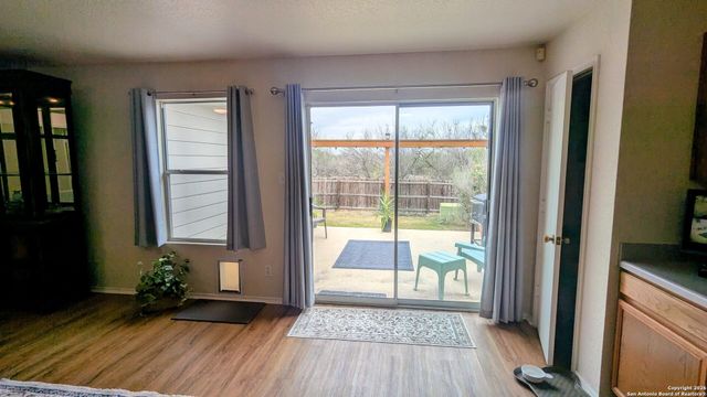 1334 Sunbend, San Antonio, TX 78224