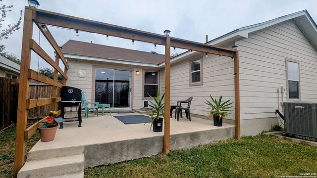 1334 Sunbend, San Antonio, TX 78224
