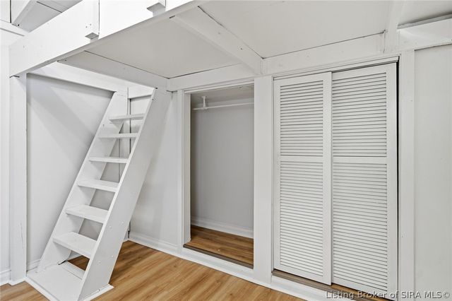 1019 Allison Lane, Jeffersonville, IN 47130