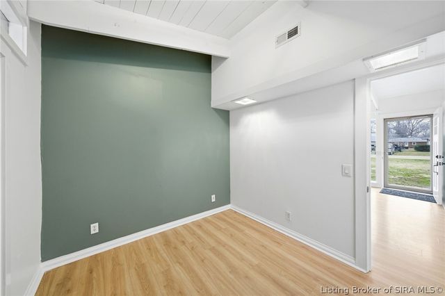 1019 Allison Lane, Jeffersonville, IN 47130