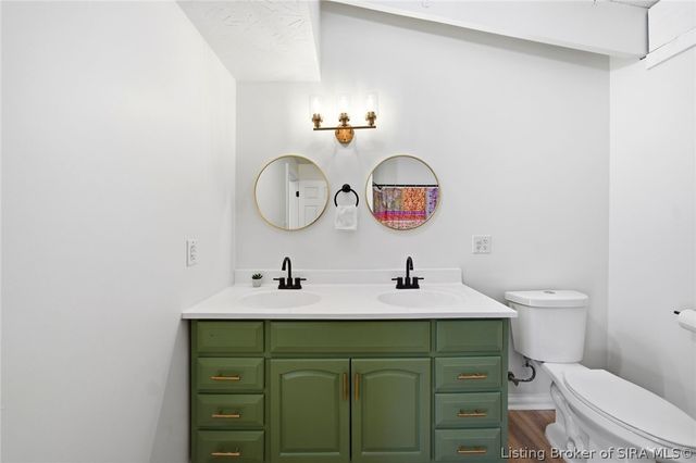 1019 Allison Lane, Jeffersonville, IN 47130