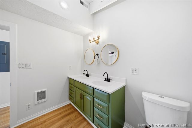 1019 Allison Lane, Jeffersonville, IN 47130