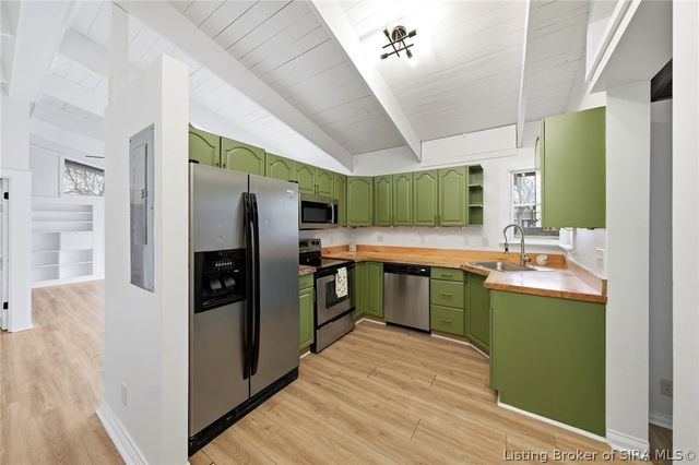 1019 Allison Lane, Jeffersonville, IN 47130