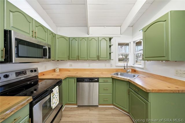 1019 Allison Lane, Jeffersonville, IN 47130