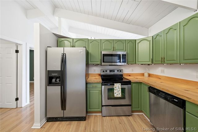 1019 Allison Lane, Jeffersonville, IN 47130