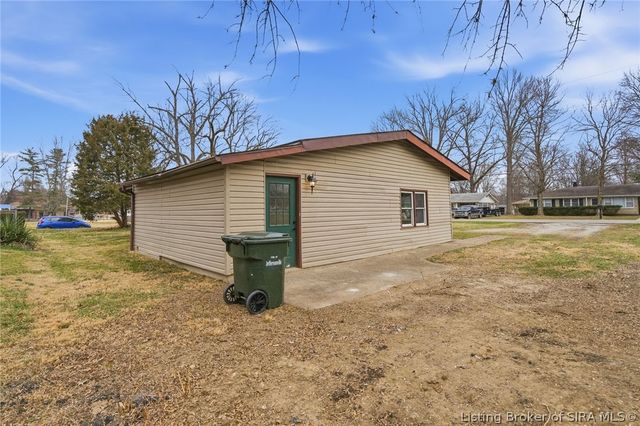 1019 Allison Lane, Jeffersonville, IN 47130