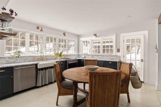 46 Collins Street, Hillsdale, NY 12529