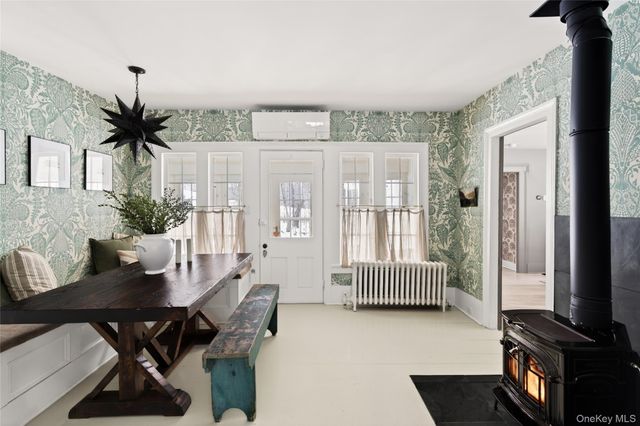 46 Collins Street, Hillsdale, NY 12529