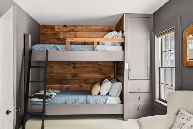 46 Collins Street, Hillsdale, NY 12529