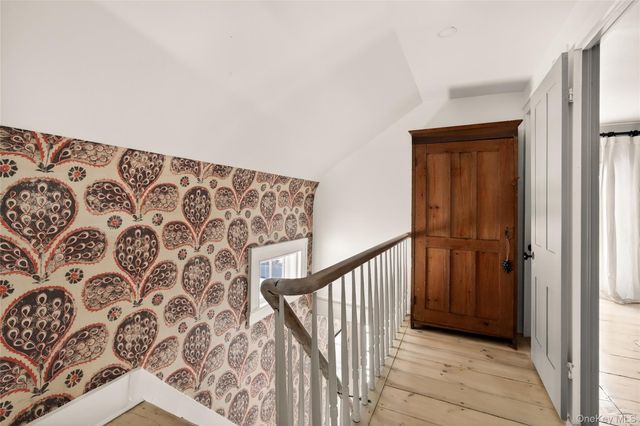 46 Collins Street, Hillsdale, NY 12529