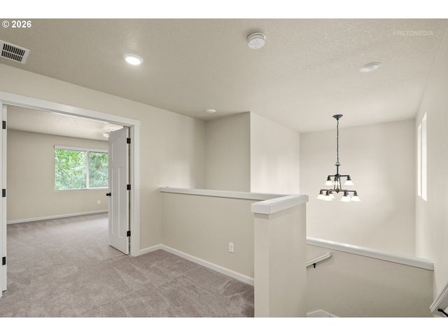 8690 Sw Vale Ct, Wilsonville, OR 97070
