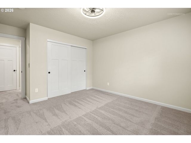 8690 Sw Vale Ct, Wilsonville, OR 97070