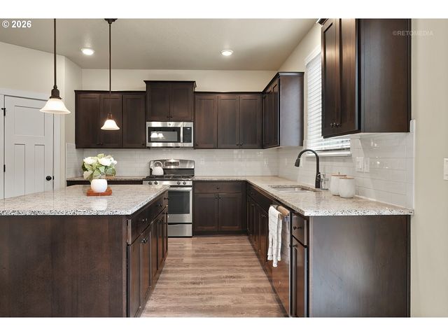 8690 Sw Vale Ct, Wilsonville, OR 97070