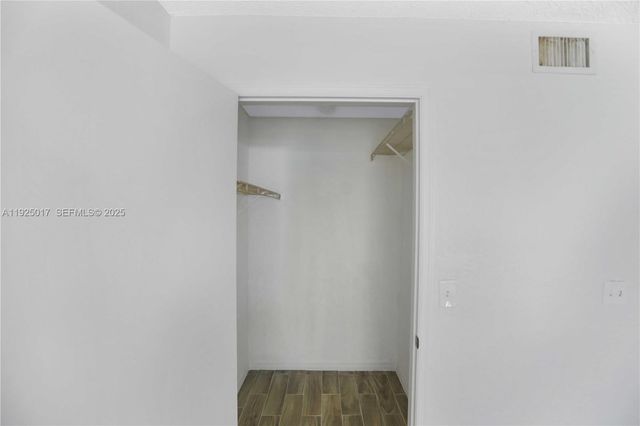 417 Vista Isles Dr 2315, Sunrise, FL 33325