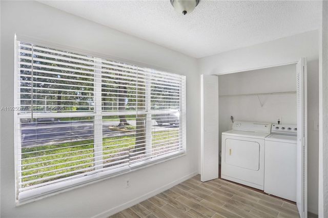 417 Vista Isles Dr 2315, Sunrise, FL 33325