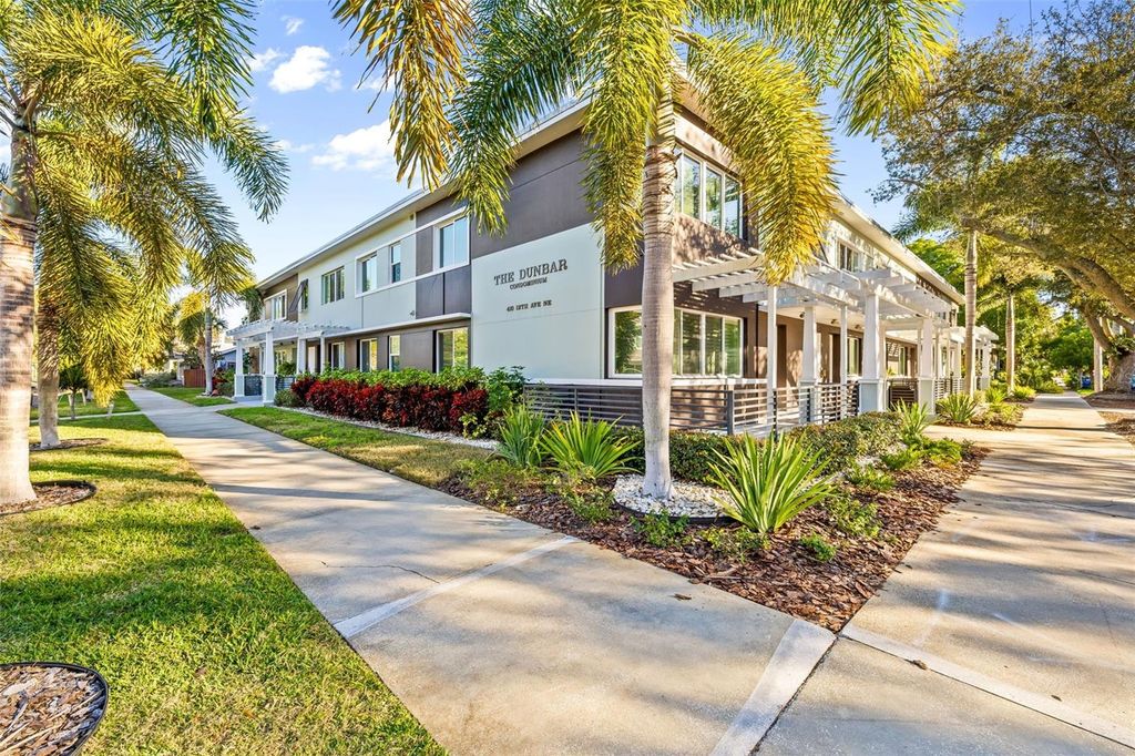 410 12TH AVENUE NE 8, St Petersburg, FL 33701