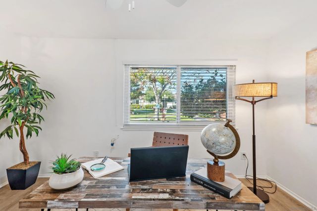 16566 Caminito Vecinos 25, San Diego, CA 92128