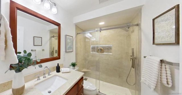 16566 Caminito Vecinos 25, San Diego, CA 92128