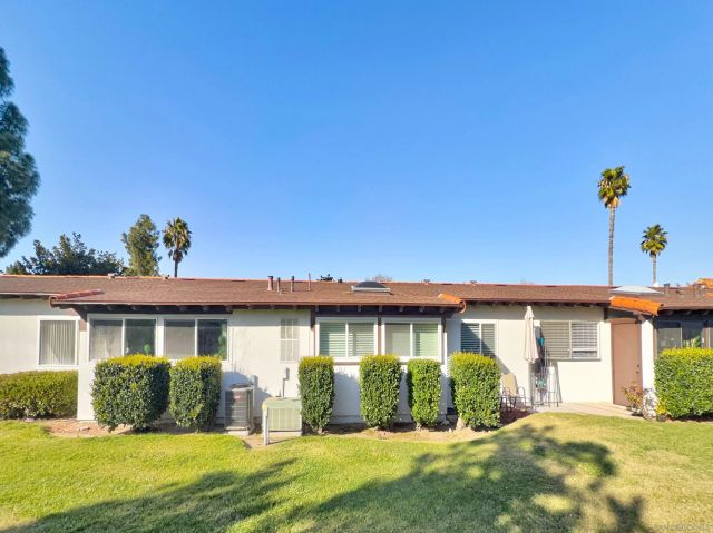 16566 Caminito Vecinos 25, San Diego, CA 92128