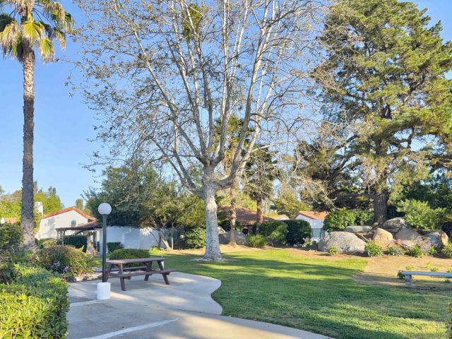 16566 Caminito Vecinos 25, San Diego, CA 92128