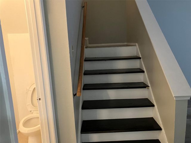 8048 Sands Point Drive C, Houston, TX 77036