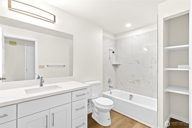 12718 SE 184th Place, Renton, WA 98058