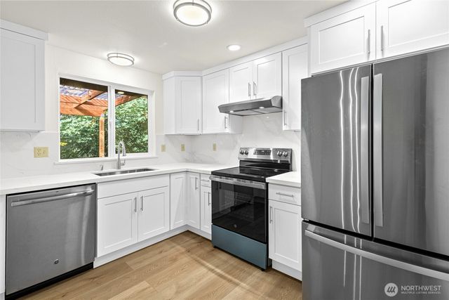 12718 SE 184th Place, Renton, WA 98058