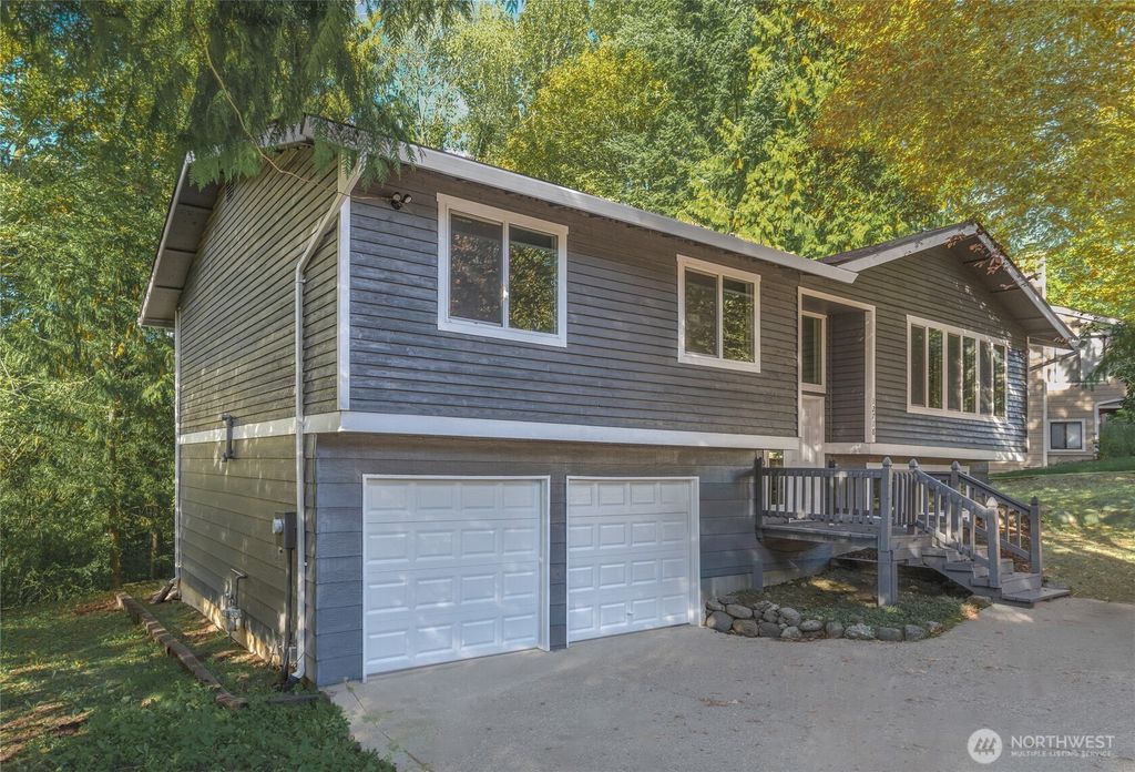 12718 SE 184th Place, Renton, WA 98058