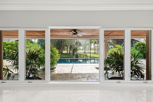 417 N Country Club Drive, Atlantis, FL 33462