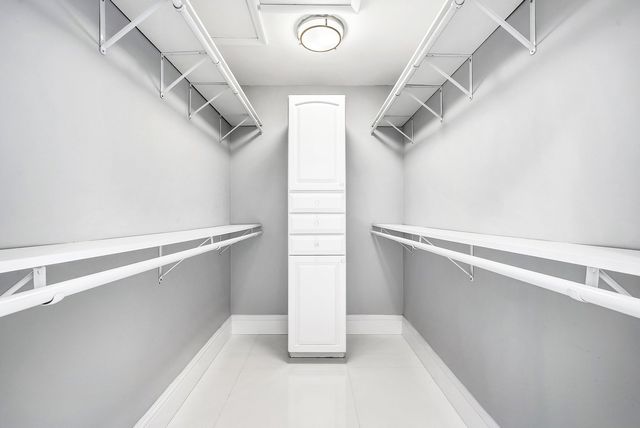 417 N Country Club Drive, Atlantis, FL 33462