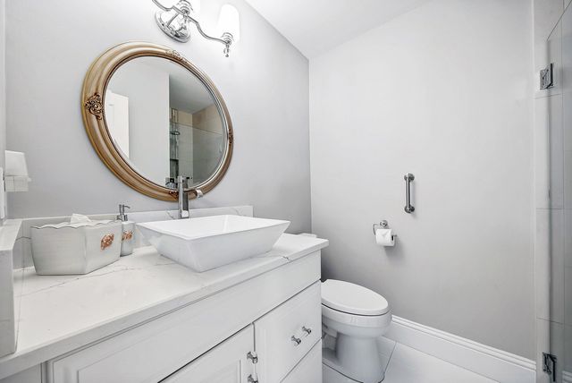 417 N Country Club Drive, Atlantis, FL 33462