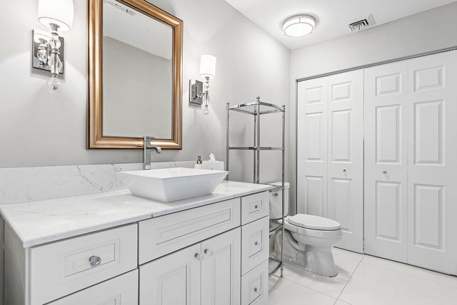 417 N Country Club Drive, Atlantis, FL 33462