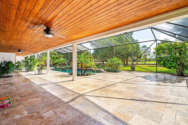 417 N Country Club Drive, Atlantis, FL 33462